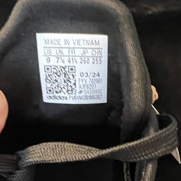 adidas Pureboost 5 W NIB Size 9 - Picture 6 of 6